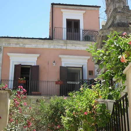 La Casa Rosa Holiday home *